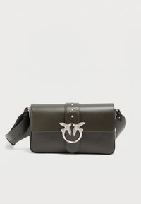 Nevybrané, verde fango/old silver-coloured