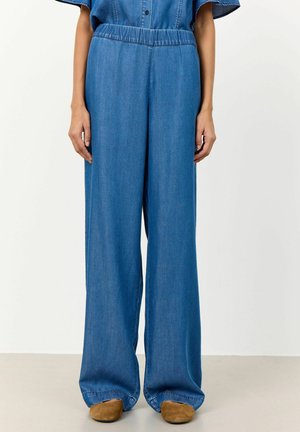 Levete Room HENRI  - Jean boyfriend - medi blue denim