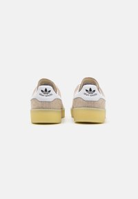 adidas Originals Tenisky - beige