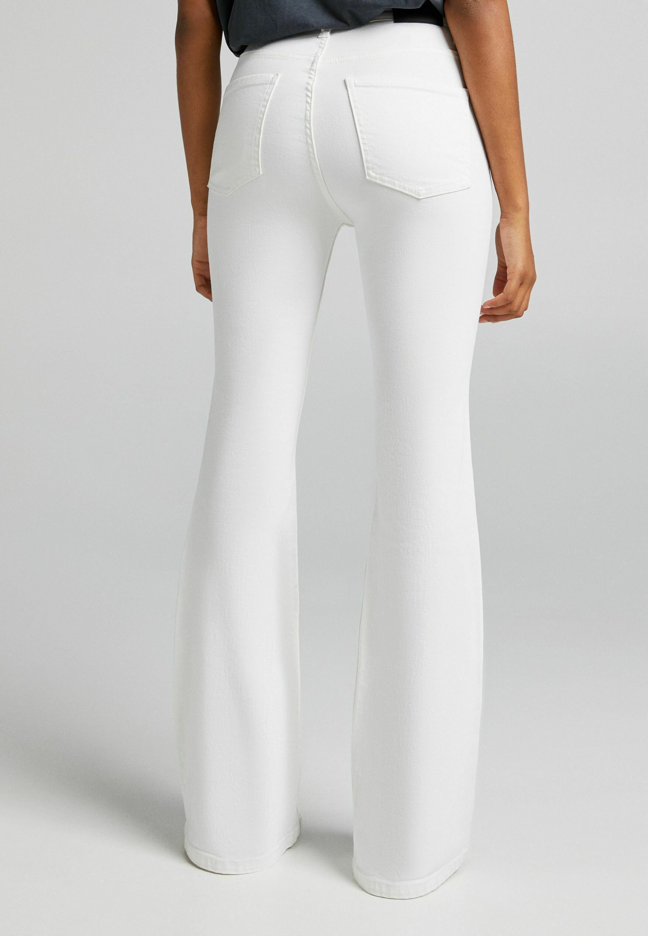 Bershka FLARE - Bootcut jeans - white 