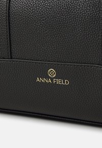 Anna Field Cestovní taška - black