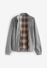 Chaqueta gris de cierre con cuello, que presenta un forro de cuadros en tonos marrón, crema y azul. Incluye bolsillos laterales y puños acanalados.