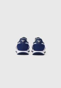 EA7 Emporio Armani VINTAGE UNISEX - Trainers - white/medieval blu