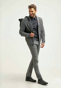 Pier One Vesta na kopčanje - dark grey melange