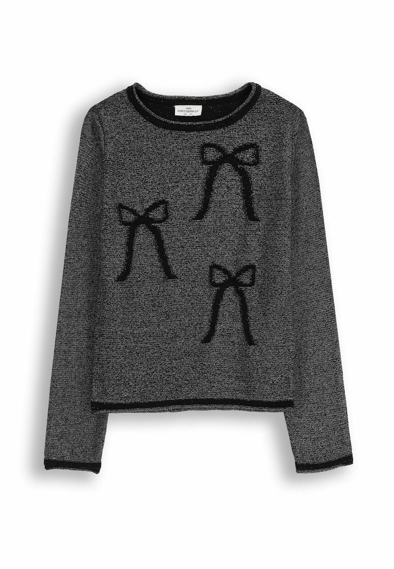 Szary krótki sweter z długimi rękawami, zdobiony czarnymi, puszystymi aplikacjami w kształcie kokardek na przodzie oraz czarnym wykończeniem przy dekolcie i na dole.