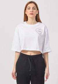 Non selezionato, white