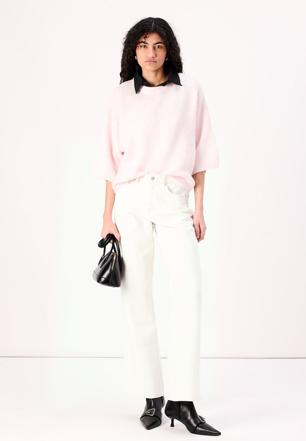 SHORT SLEEVE - Jumper2