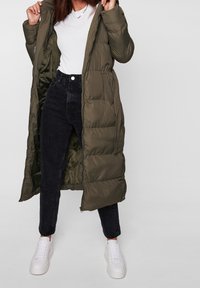 Threadbare Wintermantel - green