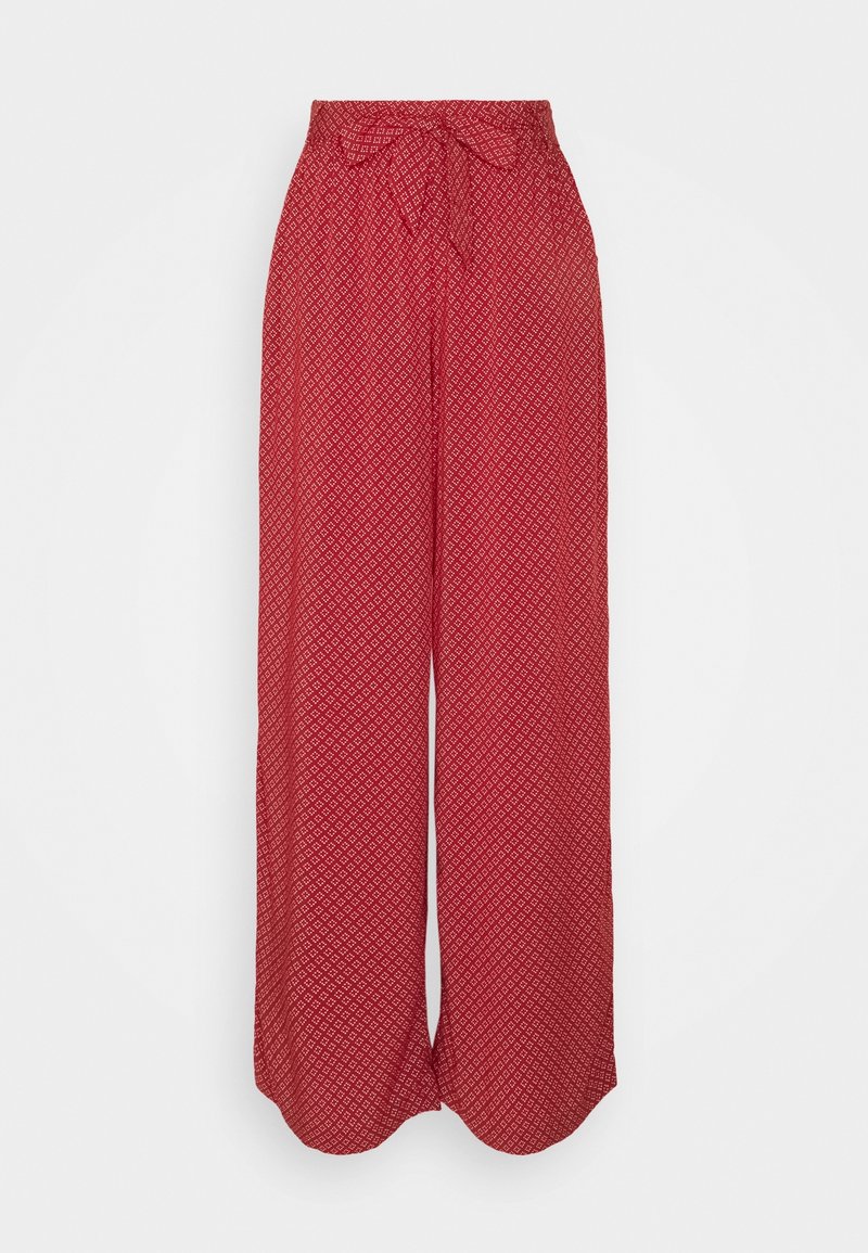 Rote weit geschnittene Hose mit einem Bindeband, die ein geometrisches weißes Muster aufweist. Hergestellt aus leichtem Stoff, mit einer glatten Textur und lockerer Passform.