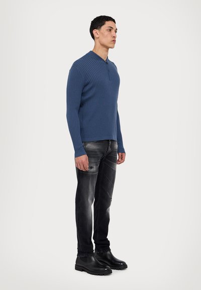Emporio Armani Pullover - avio light
