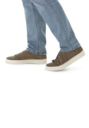 Trainers - taupe