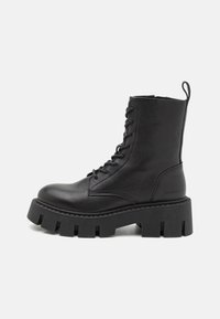 CPH130 - Bottines à lacets - black