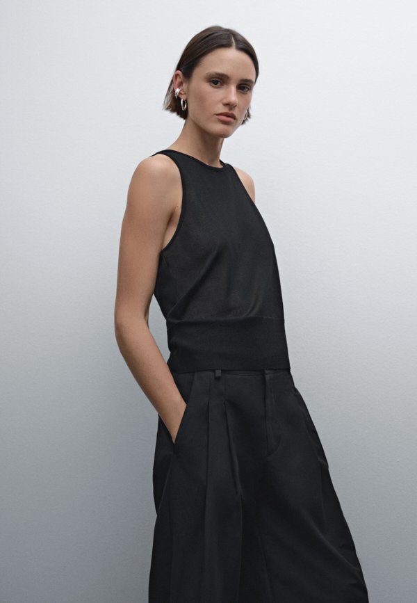 WIDE-LEG PLEATED - Trousers2