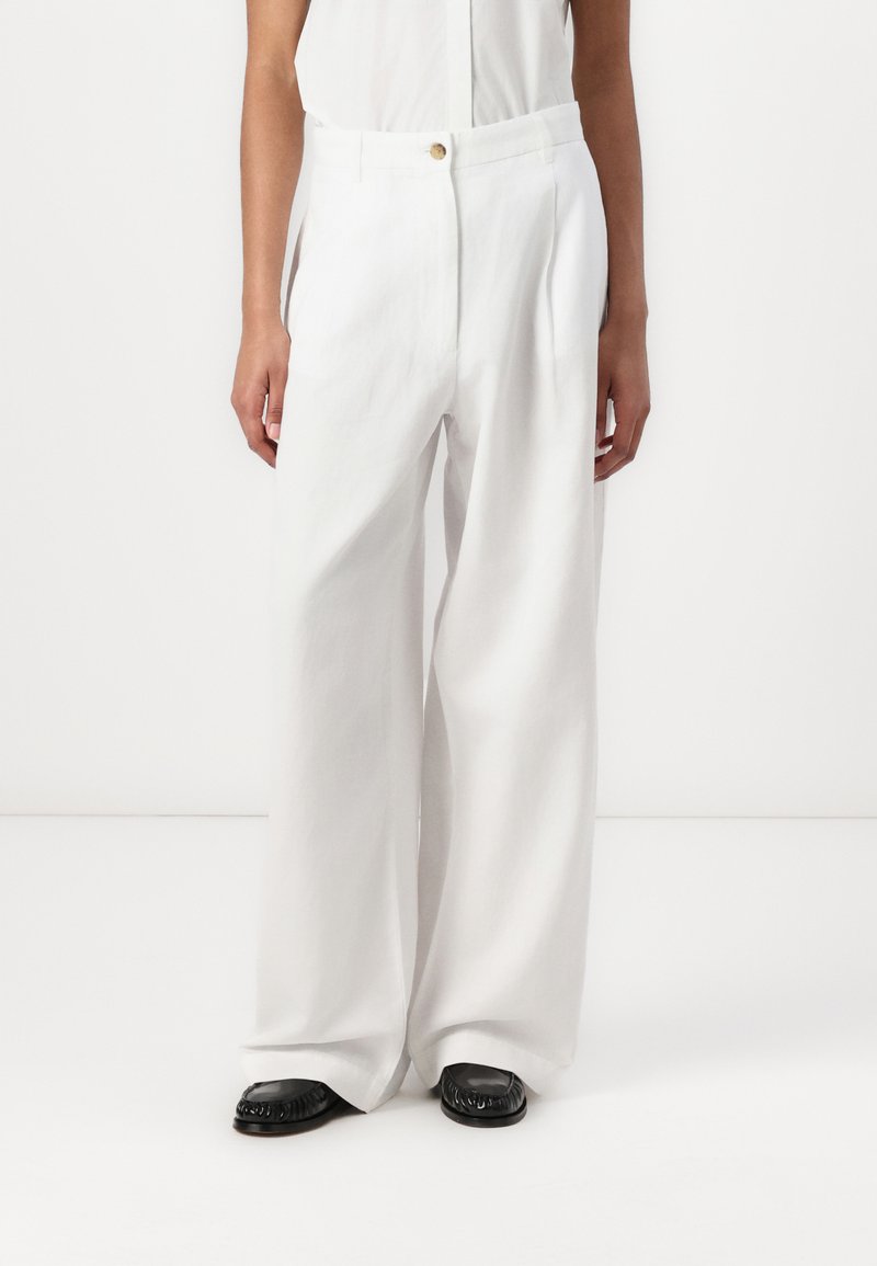 Tommy Hilfiger - WIDE LEG PANT - Trousers - optic white, Enlarge
