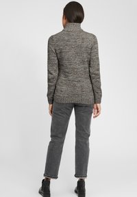 Oxmo Stickad tröja - dark grey