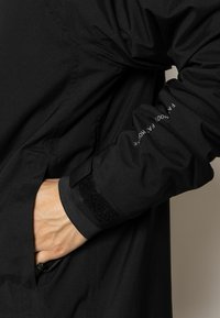 Fat Moose SKY SHELL - Outdoorjakke - black
