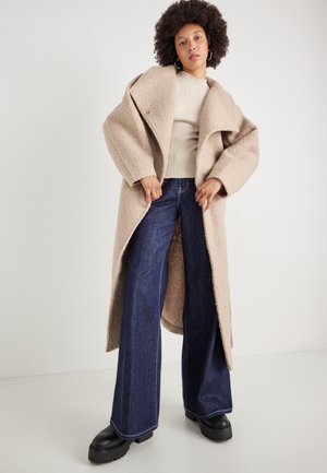 LONG COAT - Klassisk frakke - soft beige