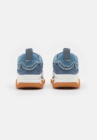Steve Madden JPOSSESSION - Matalavartiset tennarit - blue denim