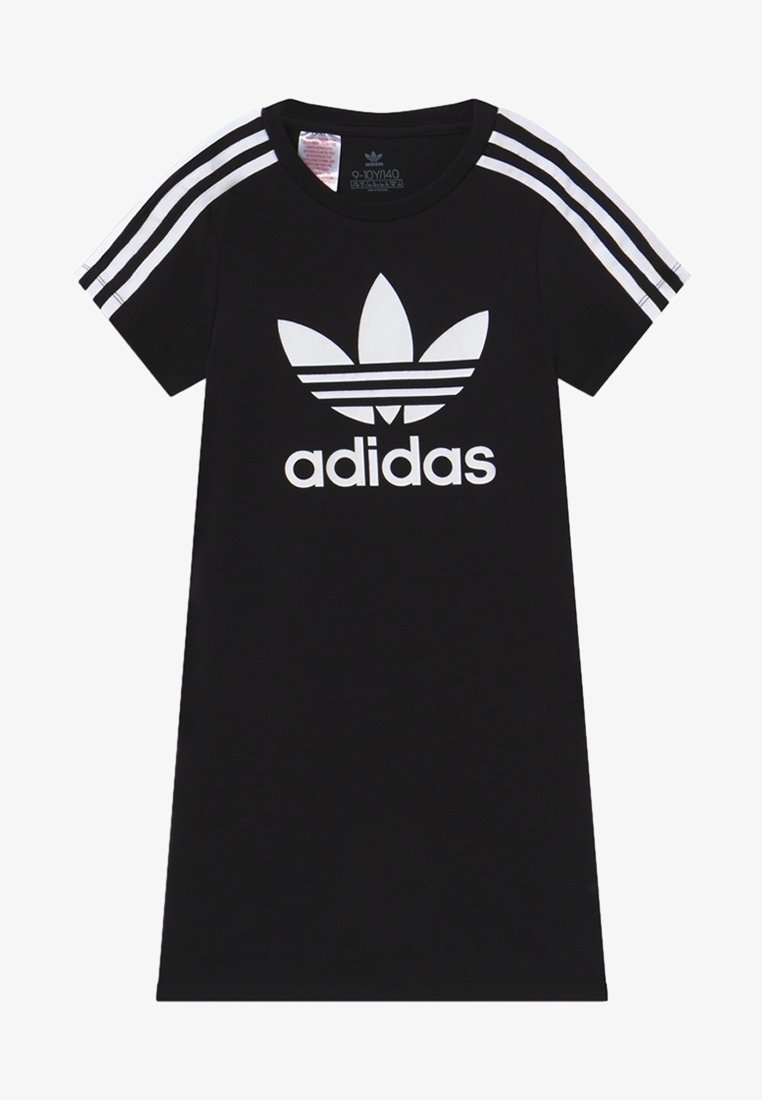 Vestito nero a maniche corte con logo Adidas bianco e tre strisce bianche su ogni spalla, realizzato in tessuto morbido. Adatto per un look casual.