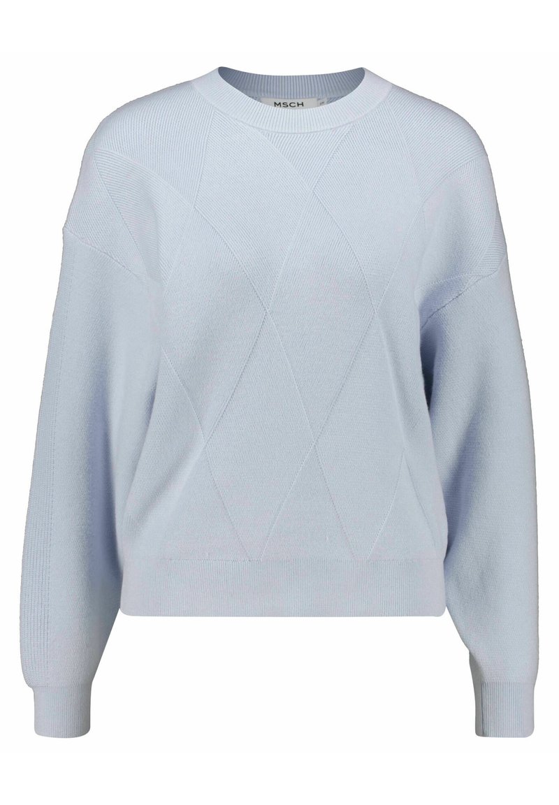 Pull en tricot bleu clair avec un col rond, une coupe oversize, un motif texturé en losanges, et des poignets et un ourlet côtelés.