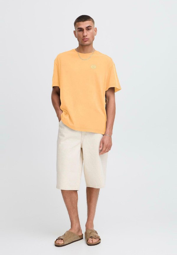 PAVEL - Print T-shirt - golden ochre2