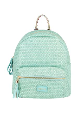 Piccolo zaino intrecciato color turchese chiaro con tasca frontale con zip, zip dorata, tiralampo con nappina e manico superiore intrecciato multicolore.