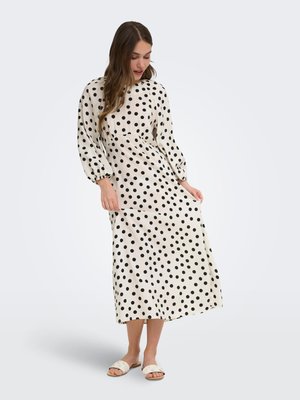 ONLY KLEID ONLMAIZEE LANGES KLEID - Maxi dress - cloud dancer
