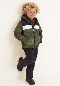 TOG24 SWIFT - Winter jacket - khaki pixel camo black