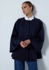 Touché Privé OVERSIZE - Lahka jakna - navy blue