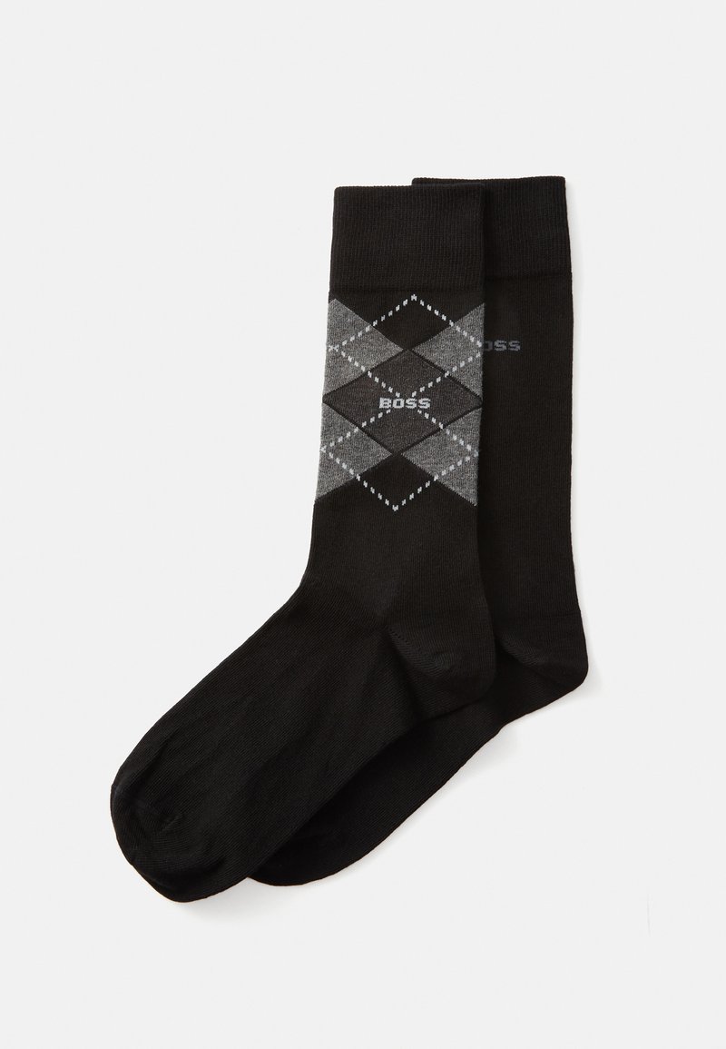 Chaussettes noires avec un motif argyle en tons de gris, portant le logo "BOSS" près du haut. Texture lisse et design classique.