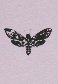 Thumbnail Image 3