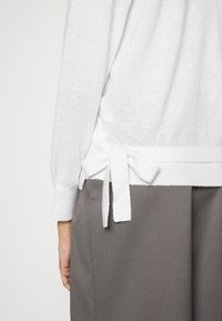 BOSS Gilet - white