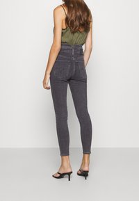 Levi's® Vaqueros pitillo - black denim