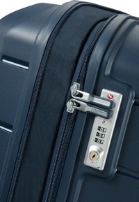Samsonite FLUX - Wheeled suitcase - navy blue