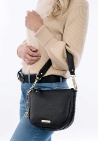 SURI FREY DAGGY - Handtasche - black