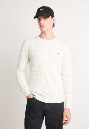 CLASSIC CABLE CREW NECK - Maglione - weiß