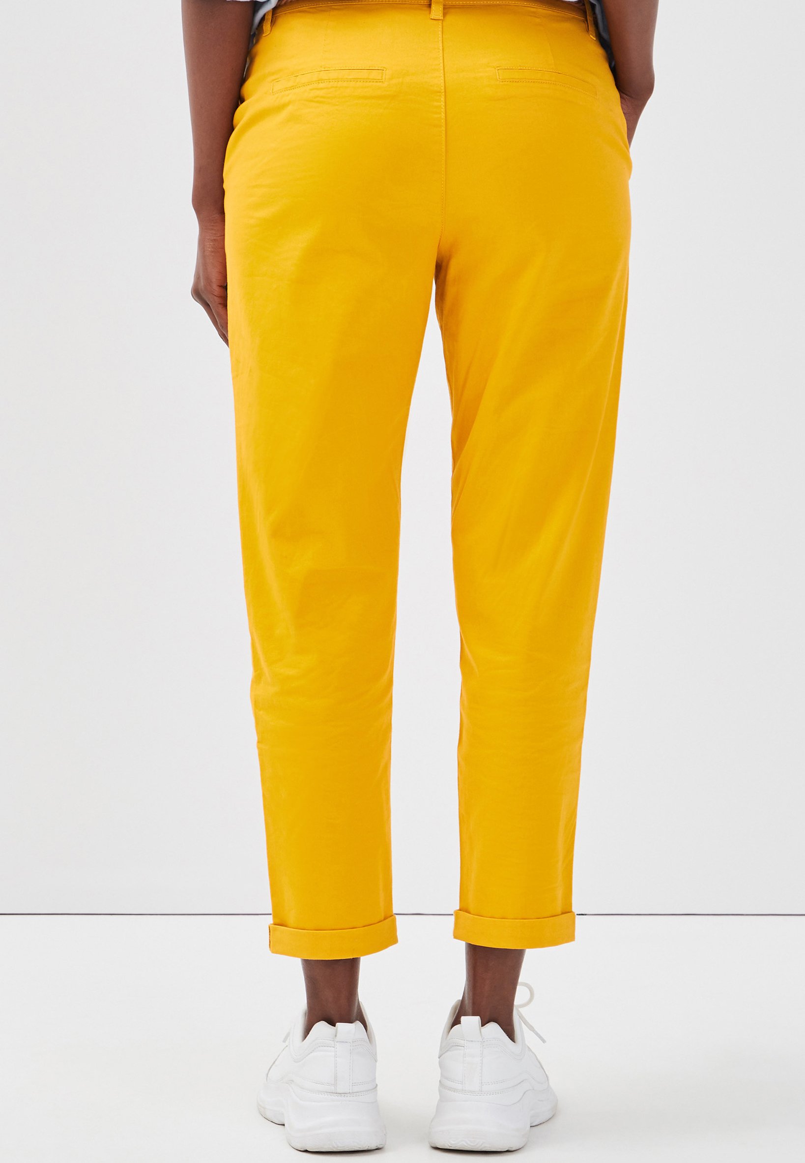 Femme Chino Femme Chino