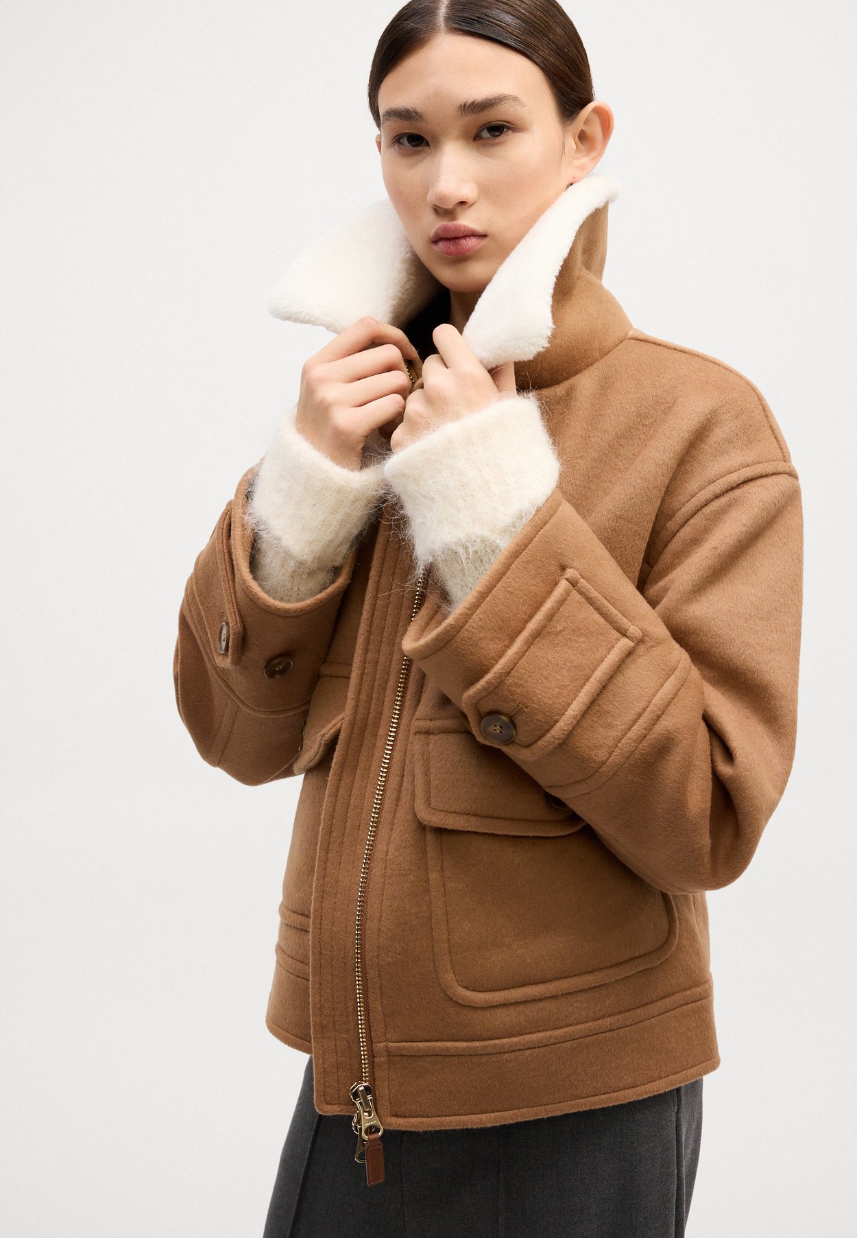 FLIGHT JACKET