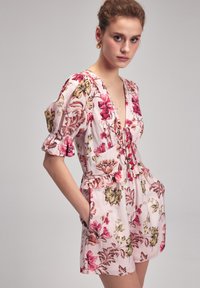 adL FLOUNCED WAIST SHORT - Tuta jumpsuit - printed pink