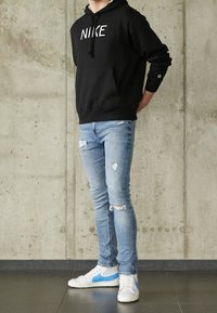 Nike Sportswear Luvtröja - black