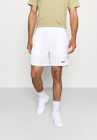 Nike Performance M NKCT DF VICTORY 7IN - Kurze Sporthose - white/black