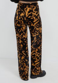 Calliope STRAIGHT FANTASIA - Pantalon classique - variante