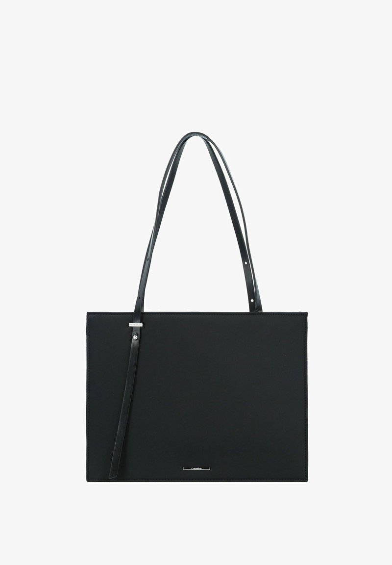 Calvin Klein SQUARE 28 CM - Handtas - ck black