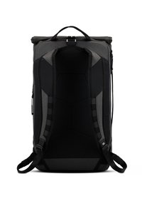 Sac à dos noir et gris avec des bretelles rembourrées, une poignée supérieure et un design à enroulement. Présente un motif hexagonal au dos.