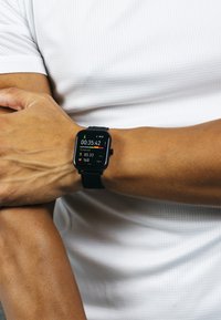 Tikkers REFLEX ACTIVE SERIES 44 - Smartwatch - black