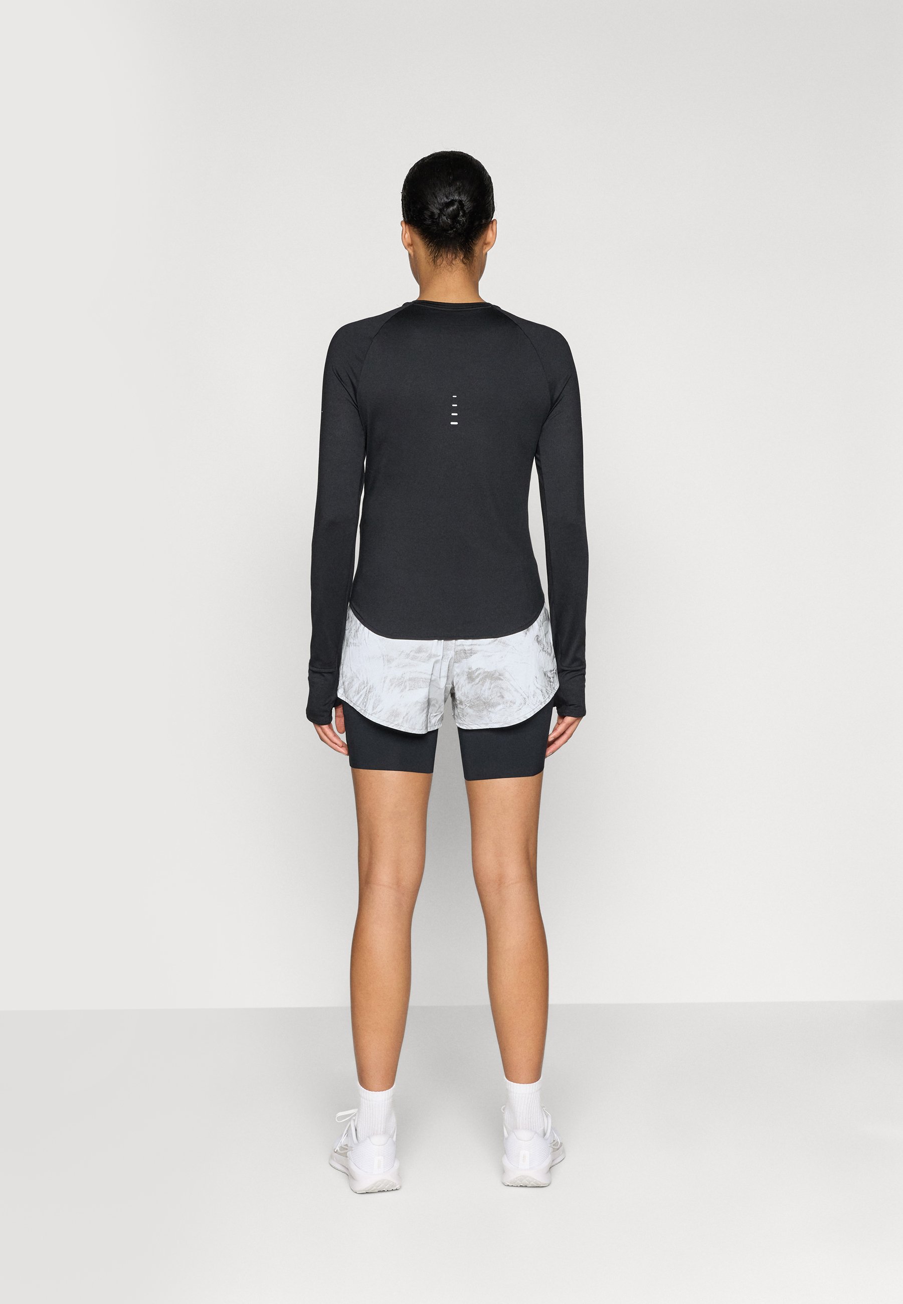 nike cycling shorts grey