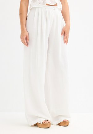 FLUIDO - Pantalones - blanco