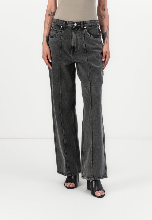 RODE - Relaxed fit jeans