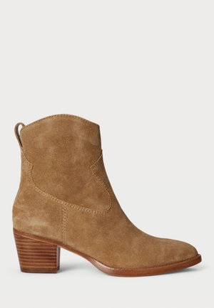 Lauren Ralph Lauren HARPHER SUEDE BOOTIE - Stivaletti texani / biker - camel