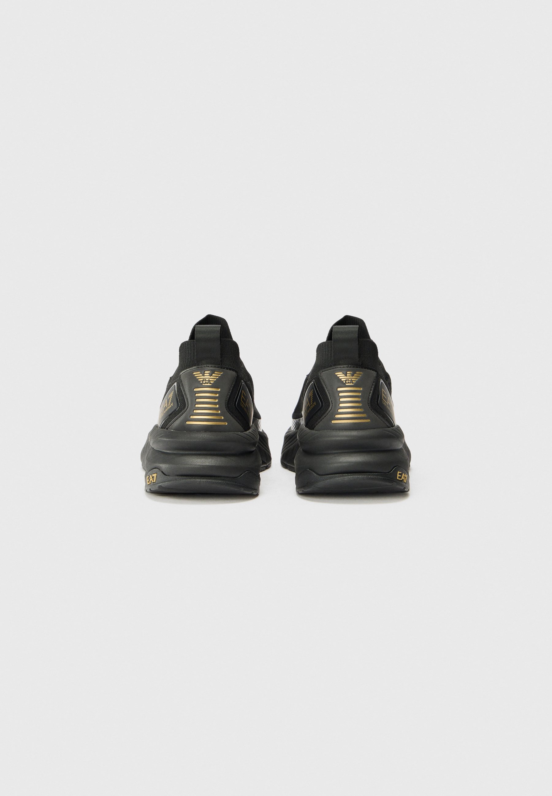 EA7 Emporio Armani CRUSHER SONIC UNISEX - Trainers - triple